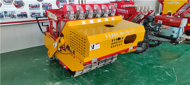 6行自走式蜜柚app污无限制观看版下载精量播种机 6行自走式蜜柚app污无限制观看版下载精量播种机